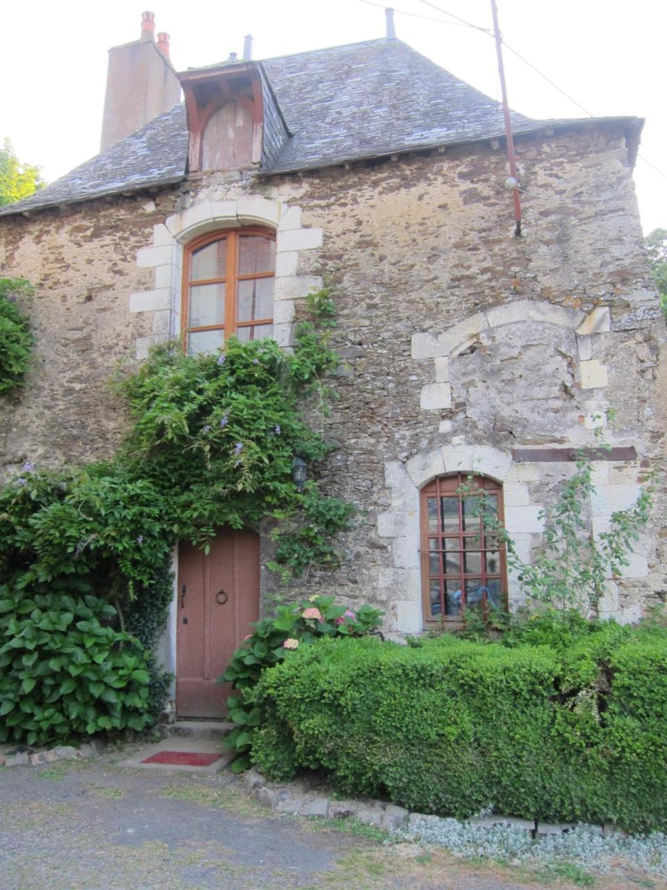 Chateau Le Breil Coron Exteriér fotografie